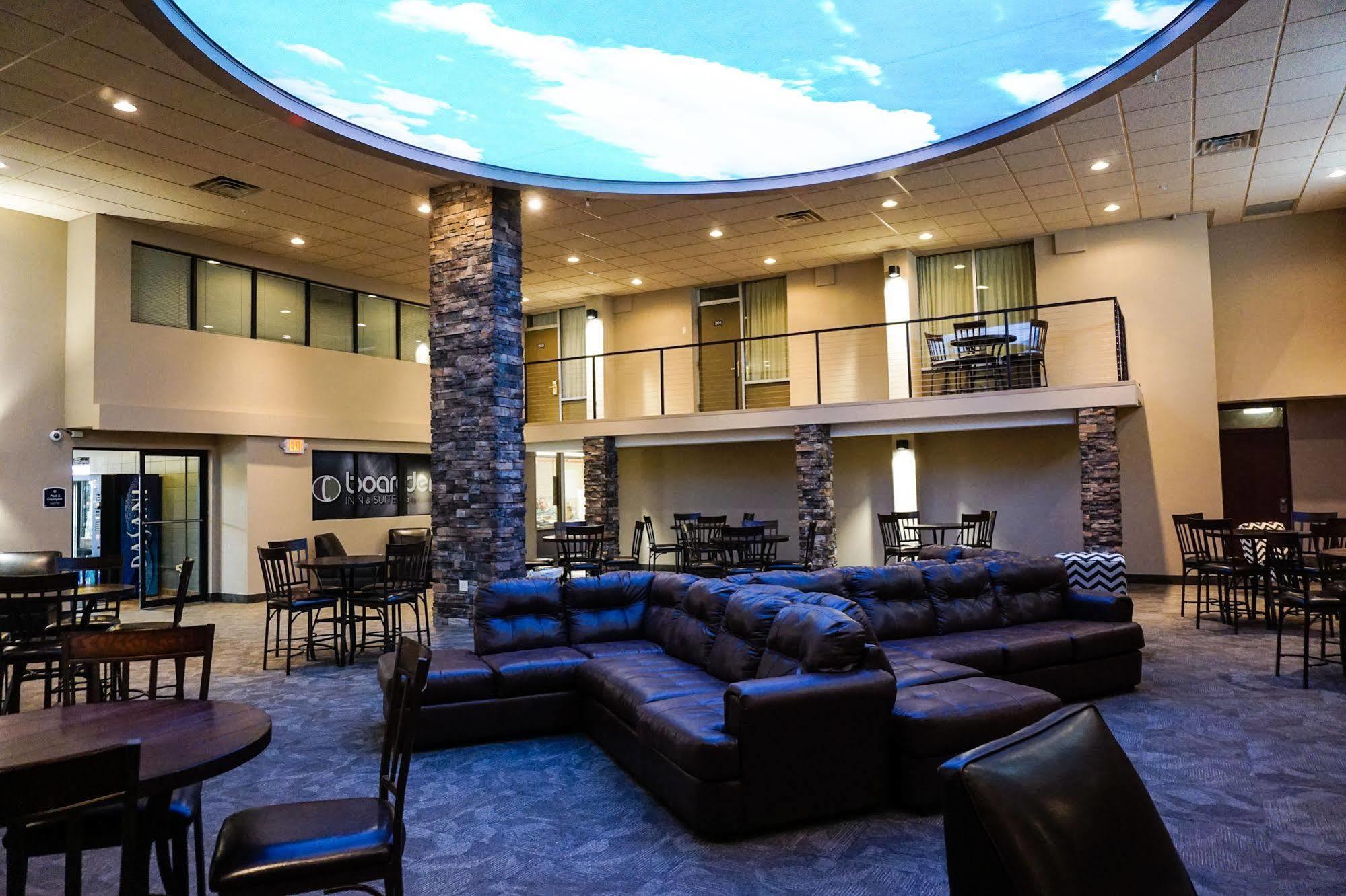 Boarders Inn & Suites By Cobblestone Hotels - Grand Island Exterior foto